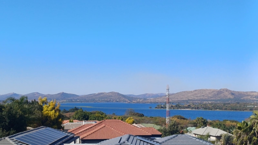 3 Bedroom Property for Sale in Kosmos Ridge North West